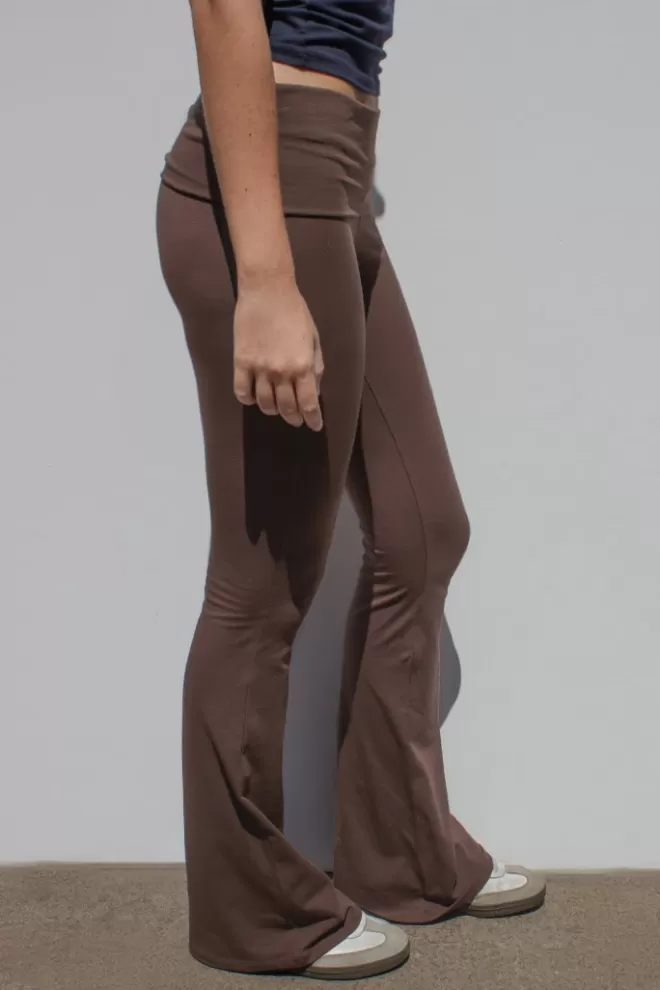 cuffed_pants__collection___subdued_3.webp Pantalons*Subdued Cuffed pants | Collection 2023 |