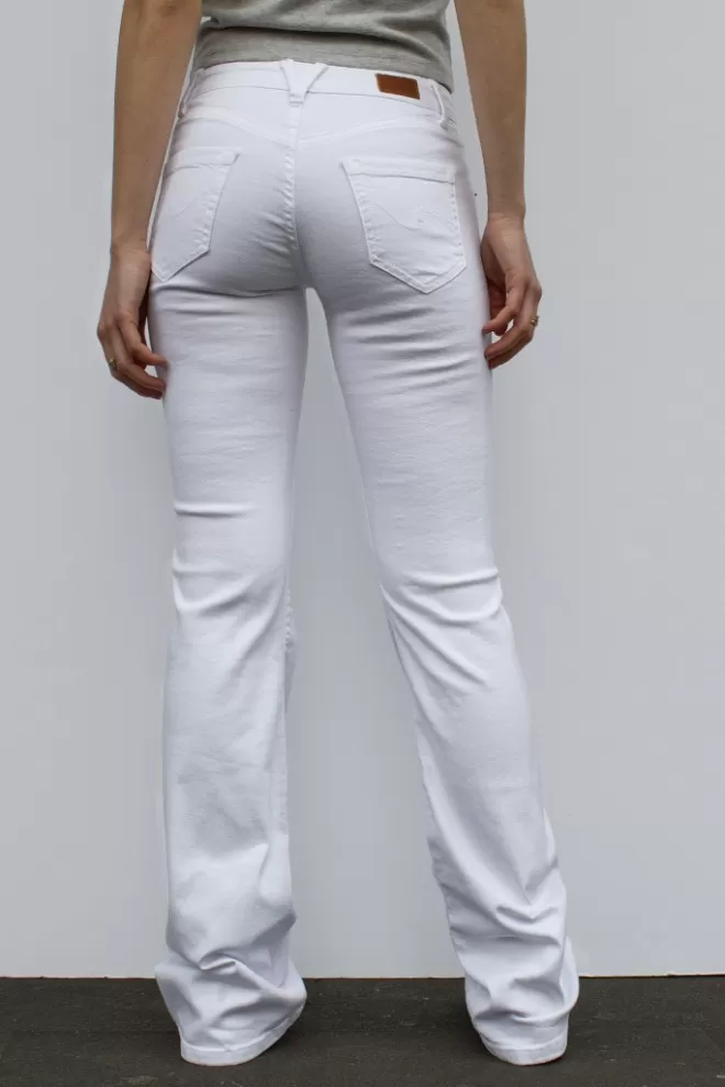 jean_flare_taille_basse__collection___subdued_2-2.webp Denim*Subdued Jean flare taille basse | Collection 2023 |