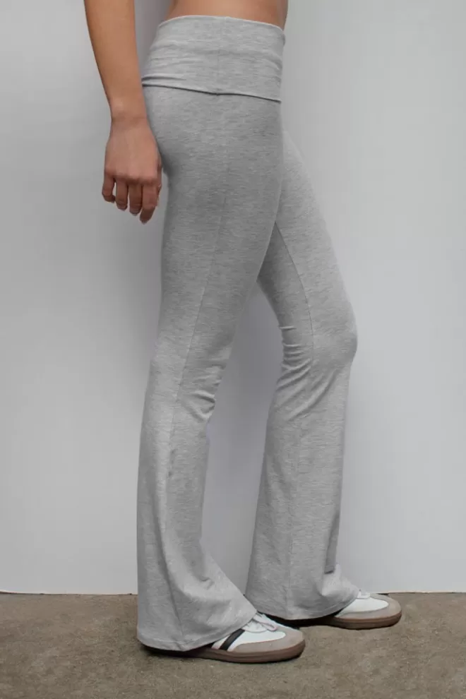 pantalon_avec_revers__collection___subdued_3.webp Pantalons*Subdued Pantalon avec revers | Collection 2023 |