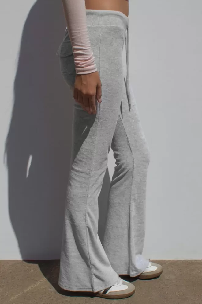 pantalon_evas_chenille__collection___subdued_3.webp Pantalons*Subdued Pantalon evasé chenille | Collection 2023 |