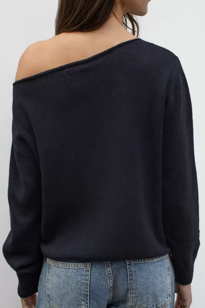 pull_bateau_avec_chat__collection___subdued_2.webp Pulls*Subdued Pull bateau avec Chat | Collection 2023 |